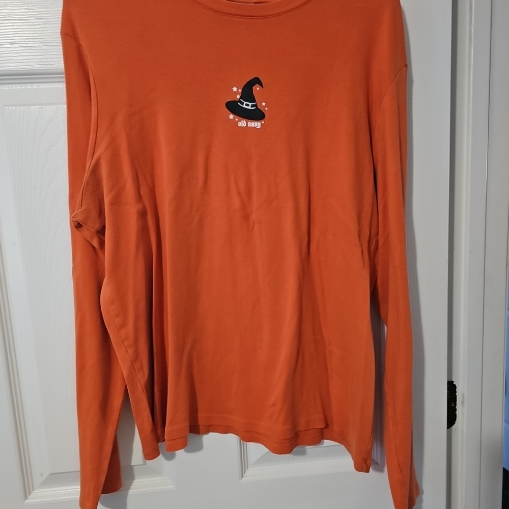 Old Navy tshirt